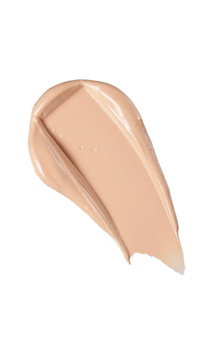 PrettyLittleThing Contouring*Makeup Revolution Conceal & Define Concealer