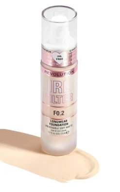 PrettyLittleThing Foundation*Makeup Revolution IRL Filter Longwear Foundation F0.1