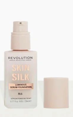 PrettyLittleThing Foundation*Makeup Revolution Skin Silk Serum Foundation F0.5