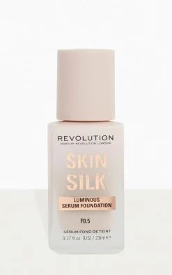 PrettyLittleThing Foundation*Makeup Revolution Skin Silk Serum Foundation F0.5