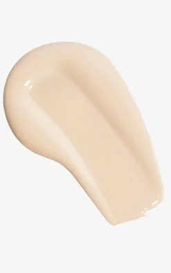 PrettyLittleThing Foundation*Makeup Revolution Skin Silk Serum Foundation