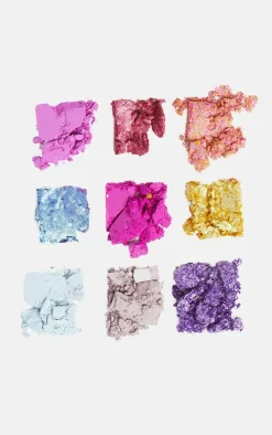 PrettyLittleThing Palettes*Makeup Revolution Y2K Baby Flip Phone Palette