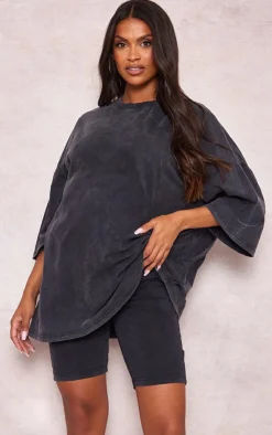 New PrettyLittleThing Maternity Acid Wash Oversized T-Shirt Charcoal