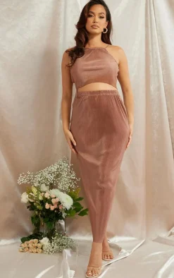 Online PrettyLittleThing Maternity Plisse Strappy Crop Top Taupe