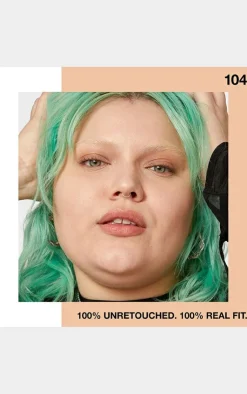 PrettyLittleThing Foundation*Maybelline Fit Me Matte & Poreless Full Coverage Foundation 104
