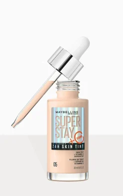 PrettyLittleThing Foundation*Maybelline Super Stay up to 24H Skin Tint Foundation + Vitamin C* - Shade 0