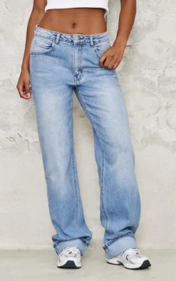 PrettyLittleThing Christmas Shop*Turn Up Hem Jeans
