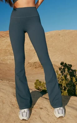 PrettyLittleThing Yoga Pants*Sculpt Flare Yoga Pants