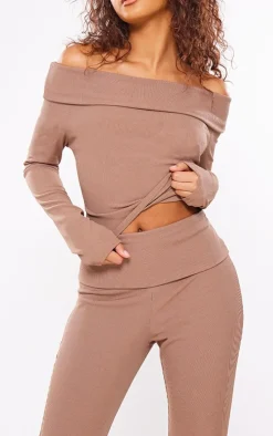 New PrettyLittleThing Rib Foldover Low Rise Flared Pants Mocha