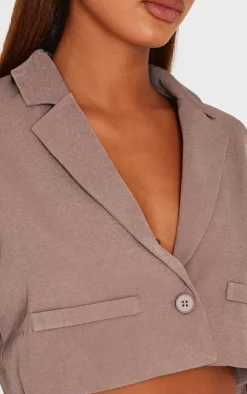 New PrettyLittleThing Tailored Cropped Pocket Detail Blazer Mocha