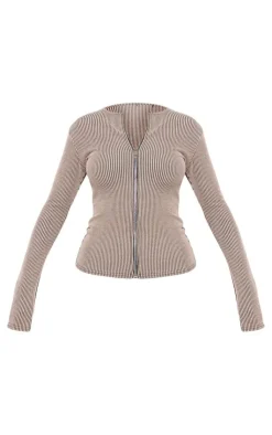 Discount PrettyLittleThing Two Tone Rib Longline Zip Up Top Mocha