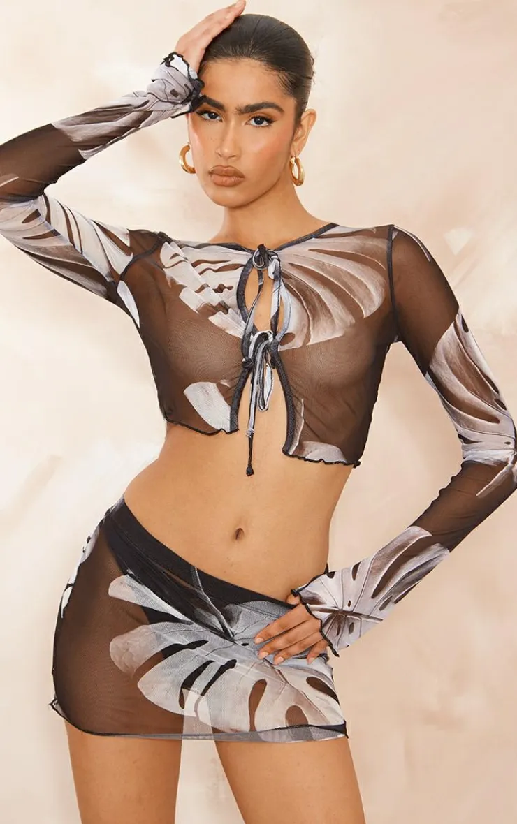 Online PrettyLittleThing Palm Leaf Printed Mesh Micro Mini Skirt Monochrome