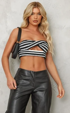 PrettyLittleThing Knitted Tops*Stripe Knit Twist Front Bandeau
