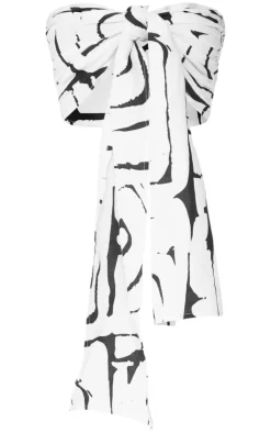 New PrettyLittleThing Swirl Print Linen Look Tie Front Crop Top Monochrome