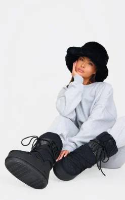 PrettyLittleThing Black Boots*MOON BOOT Icon Quilt Boots