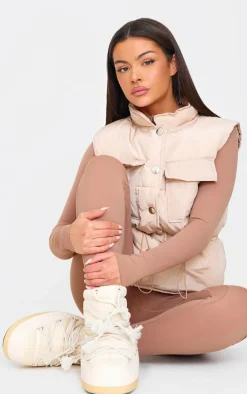 PrettyLittleThing Ski Outfits*MOON BOOT Evolution Icon