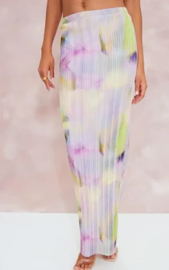 Online PrettyLittleThing Watercolour Print Plisse Maxi Skirt Multi
