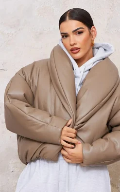 PrettyLittleThing Puffer Jackets*Exaggerated Collar PU Cropped Puffer Coat