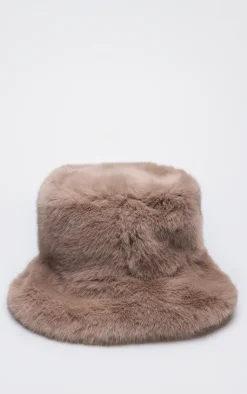 PrettyLittleThing Hats*Faux Fur Bucket Hat