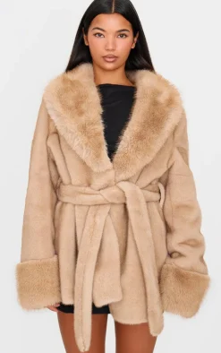 PrettyLittleThing Faux Fur Coats*Plush Faux Fur Self Tie Coat
