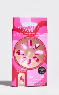 PrettyLittleThing Nails*Nails Inc Give Me A Swirl Press On Nails