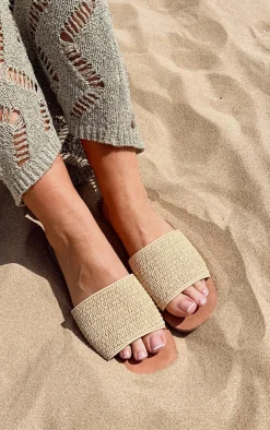 PrettyLittleThing Flat Sandals*Pu Square Toe Raffia Strap Flat Sandals