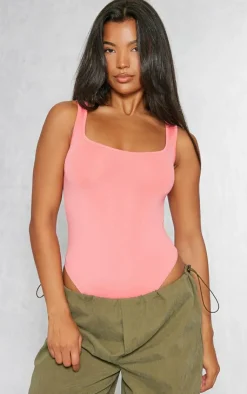 PrettyLittleThing Basic Tops*Basic Slinky Scoop Neck Bodysuit