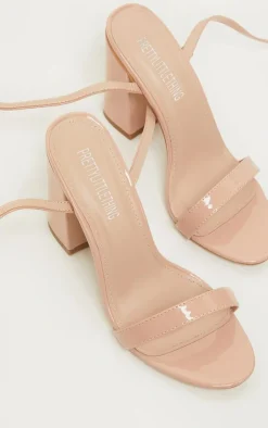 PrettyLittleThing High Heels*Ankle Strap Block Heel