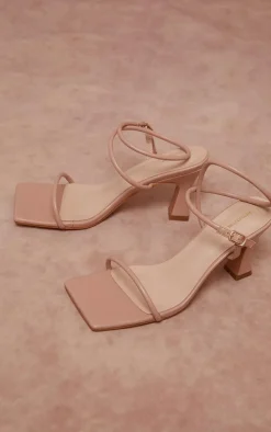 PrettyLittleThing Low Heels*PU Flare Low Heel Extreme Square Toe Sandals
