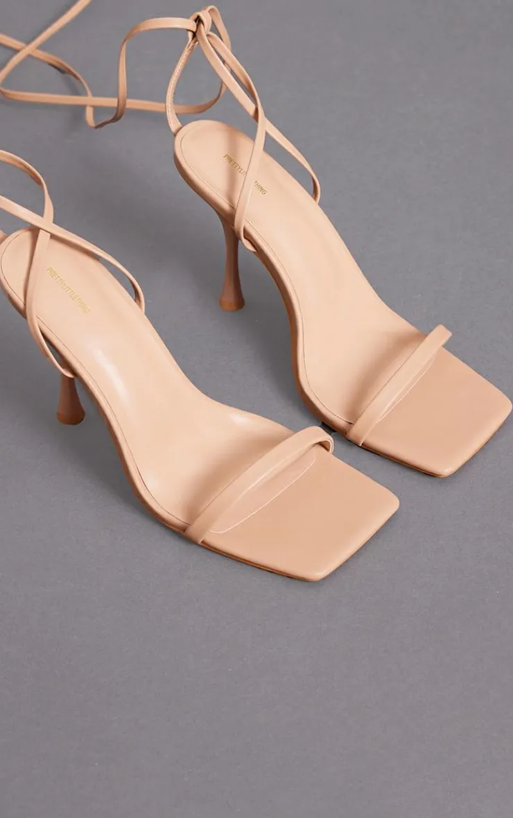PrettyLittleThing Mid Heels*Pu Square Toe Lace Up Mid Heeled Sandals