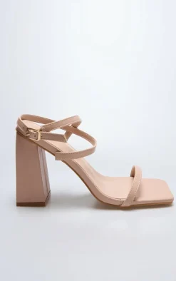 PrettyLittleThing Wide Fit Sandals*Wide Fit Barely There Block Heel Sandals