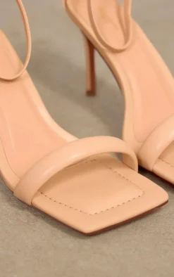 PrettyLittleThing Wide Fit Sandals*Wide Fit PU Square Toe Ankle Strap High Heeled Sandals