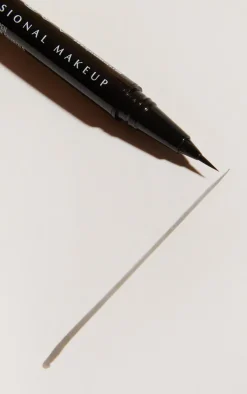 PrettyLittleThing Eyebrows*NYX PMU Lift And Snatch Brow Tint Pen