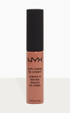 PrettyLittleThing Lipstick*NYX PMU Soft Matte Lip Cream