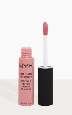 PrettyLittleThing Lipstick*NYX PMU Soft Matte Lip Cream