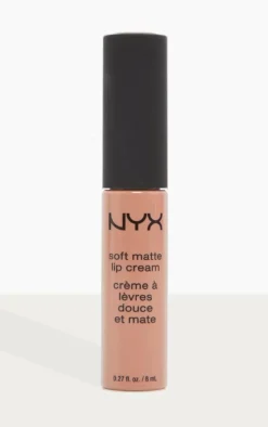 PrettyLittleThing Lipstick*NYX PMU Soft Matte Lip Cream London
