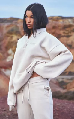 PrettyLittleThing Oversized Sweaters*Embroidered Oversized Fit Collar Sweatshirt