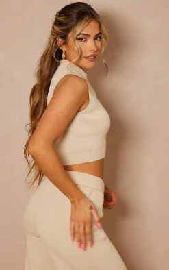 PrettyLittleThing Knitted Tops*Knit Crop Top