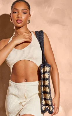 PrettyLittleThing Knitted Tops*Rib Knit Cut Out Halterneck Top