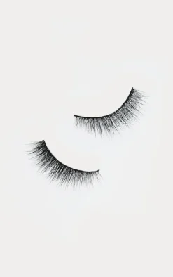 PrettyLittleThing False Eyelashes*Oh My Lash Signature Eyelashes