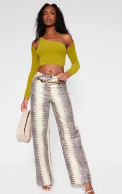 PrettyLittleThing Knitted Tops*Eyelash Knit Shrug And Top Set