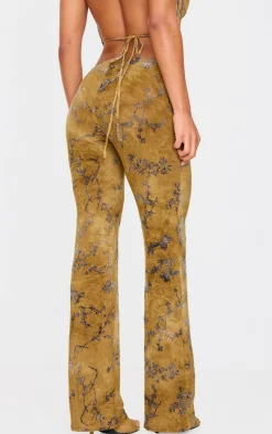 Outlet PrettyLittleThing Floral Print Devore Slim Flare Pants Olive