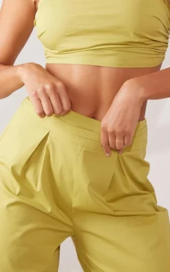 Best PrettyLittleThing Pleated Waistband Extreme Wide Leg Pants Olive