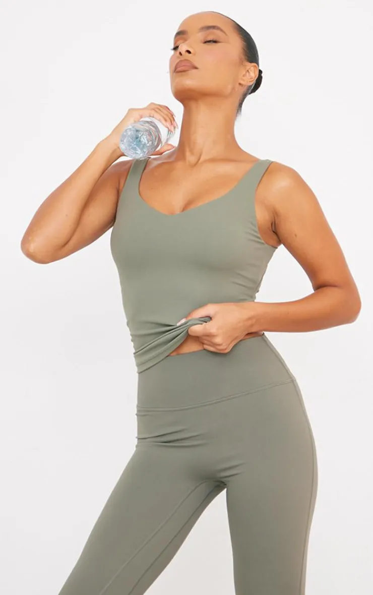 PrettyLittleThing Sports Bras*Sculpt Longline Padded Sports Vest