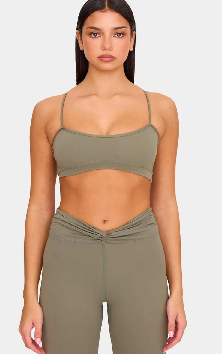 PrettyLittleThing Sports Bras*Sculpt Strappy Dip Sports Bra