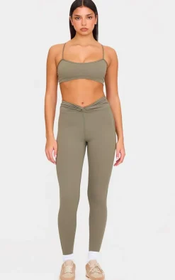 PrettyLittleThing Sports Bras*Sculpt Strappy Dip Sports Bra