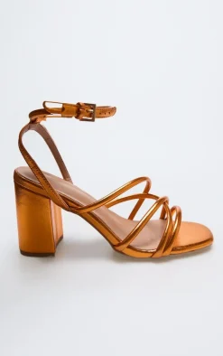 PrettyLittleThing Heeled Sandals*Metallic Pu Round Toe Multi Strap Block Heeled Sandals