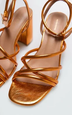 PrettyLittleThing Heeled Sandals*Metallic Pu Round Toe Multi Strap Block Heeled Sandals