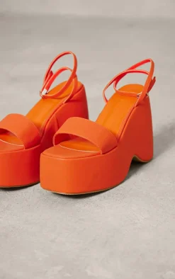 PrettyLittleThing Statement Heels*PU Round Toe Wedge Platform Sandals