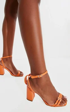 PrettyLittleThing Heeled Sandals*PU Square Toe Buckle Detail Block Heeled Sandals
